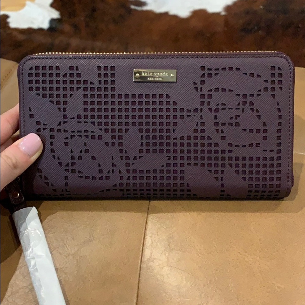BRAND NEW Kate Spade New York Zip Wristlet